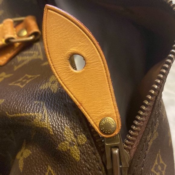 Louis Vuitton - Picture 11 of 17